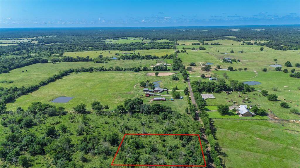 2446 County Road 4586 - Photo 1
