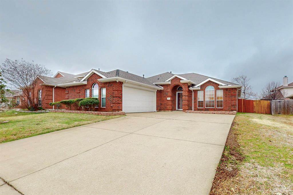 3821 Red Oak Street - Photo 1