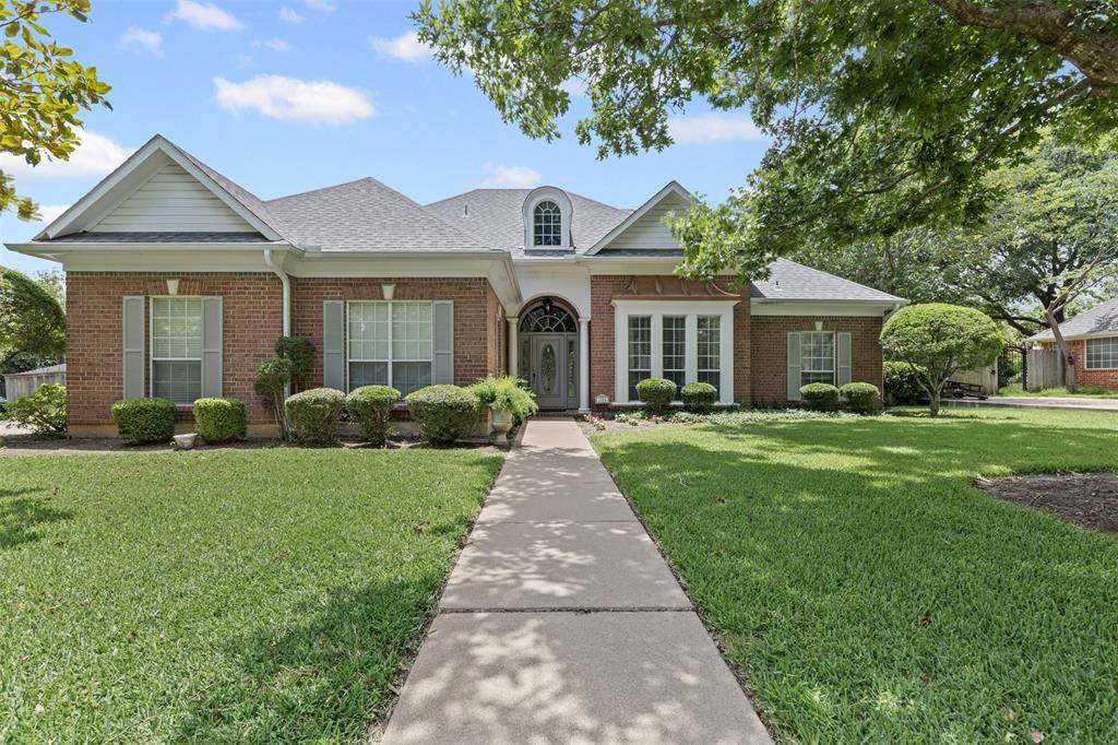 1104 Cherrywood Drive - Photo 1