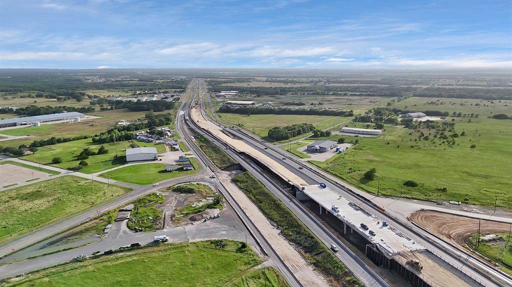 6420 Fm 1570 - Photo 1