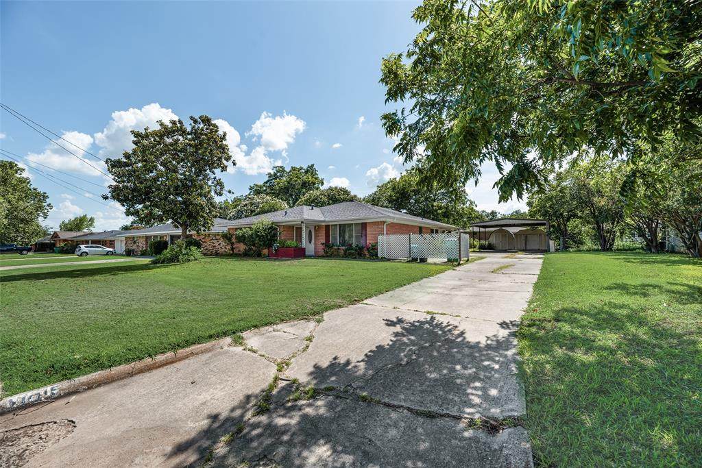 1109 Elmwood Street - Photo 1