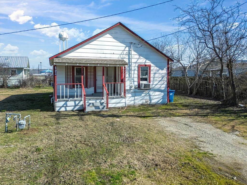102 Kerr Street - Photo 1