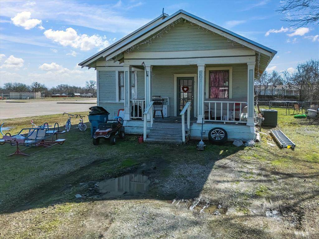 201 S Main Street - Photo 1