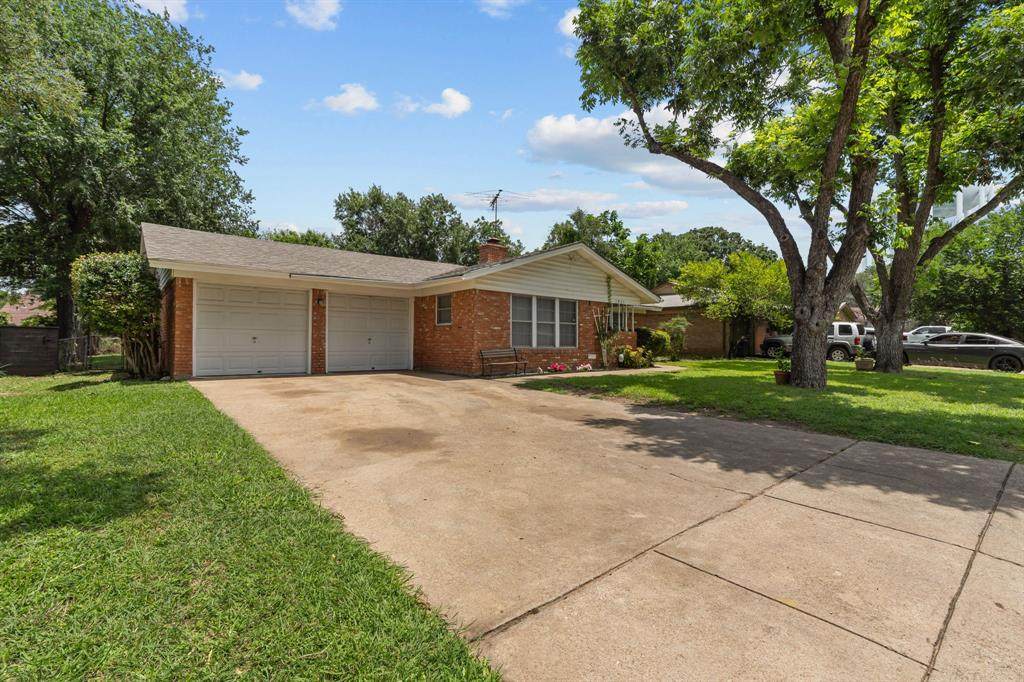 1021 Blue Lake Drive - Photo 1