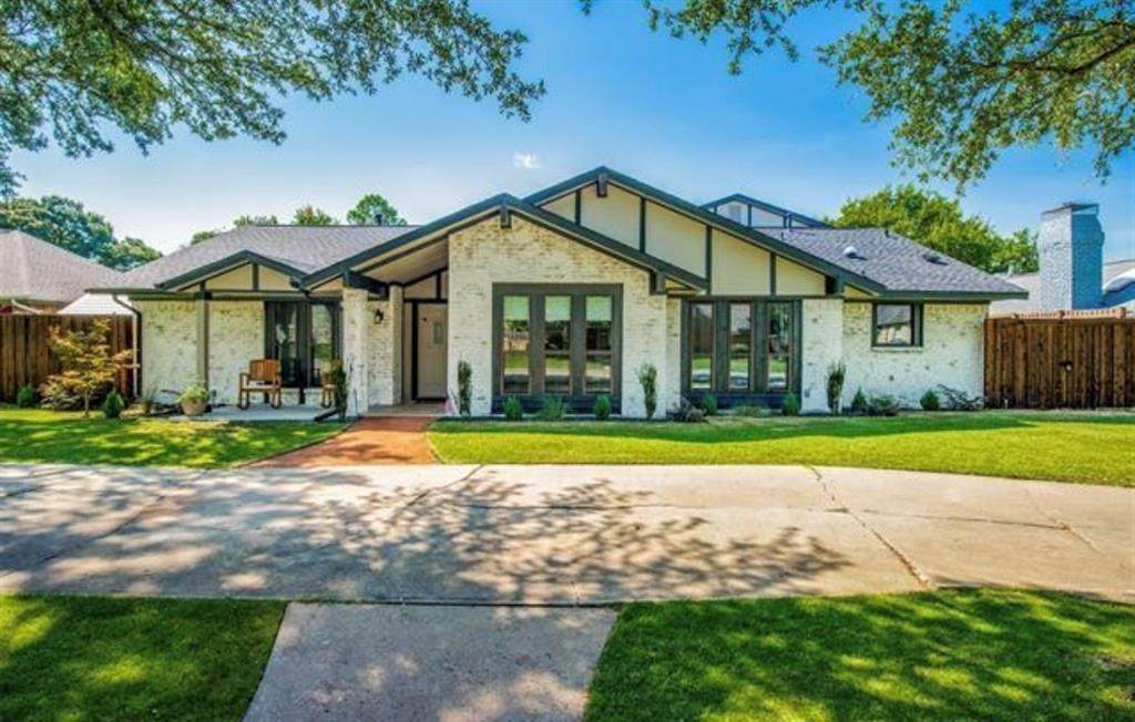 3200 Dover Drive - Photo 1