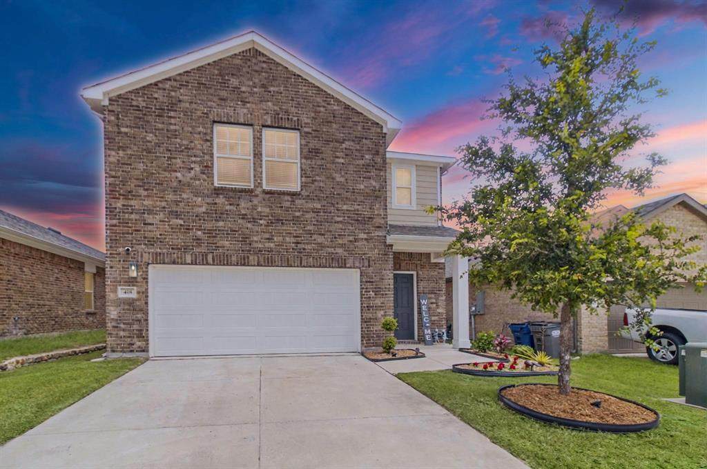 418 Madison Way - Photo 1