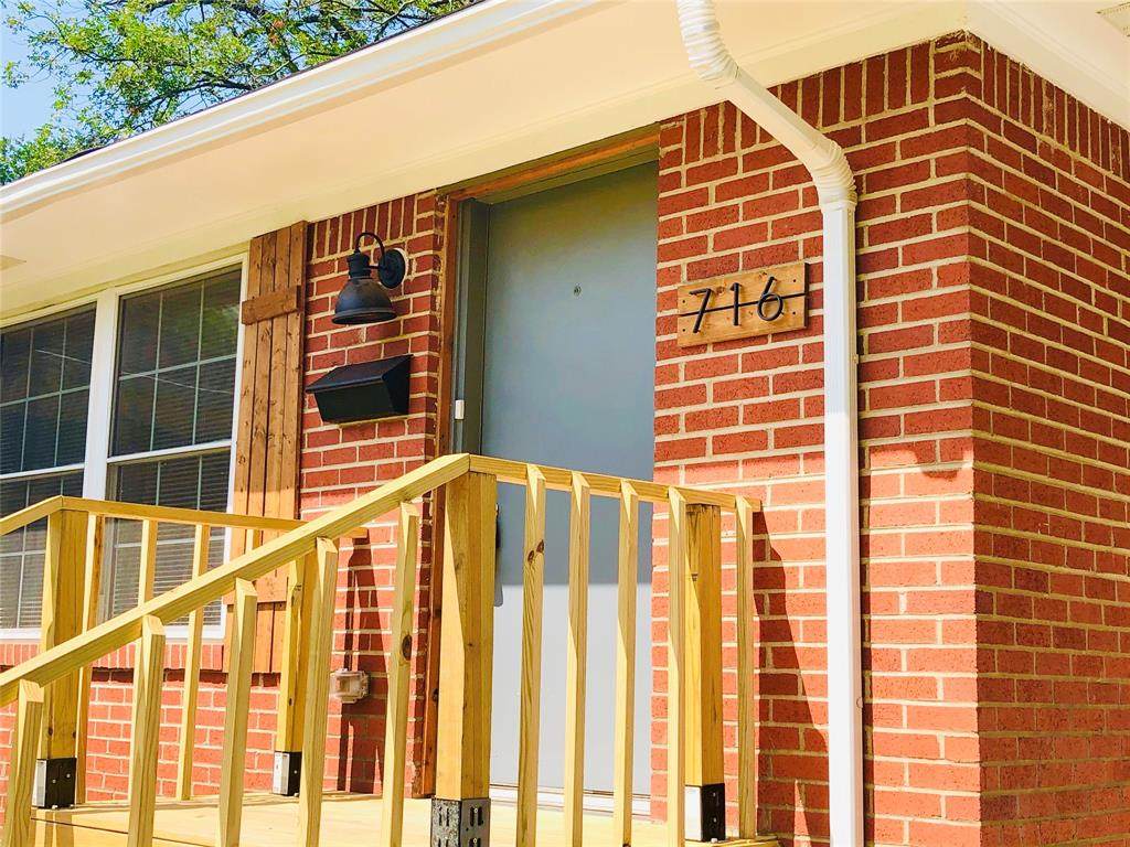 716 Kessler Boulevard - Photo 1