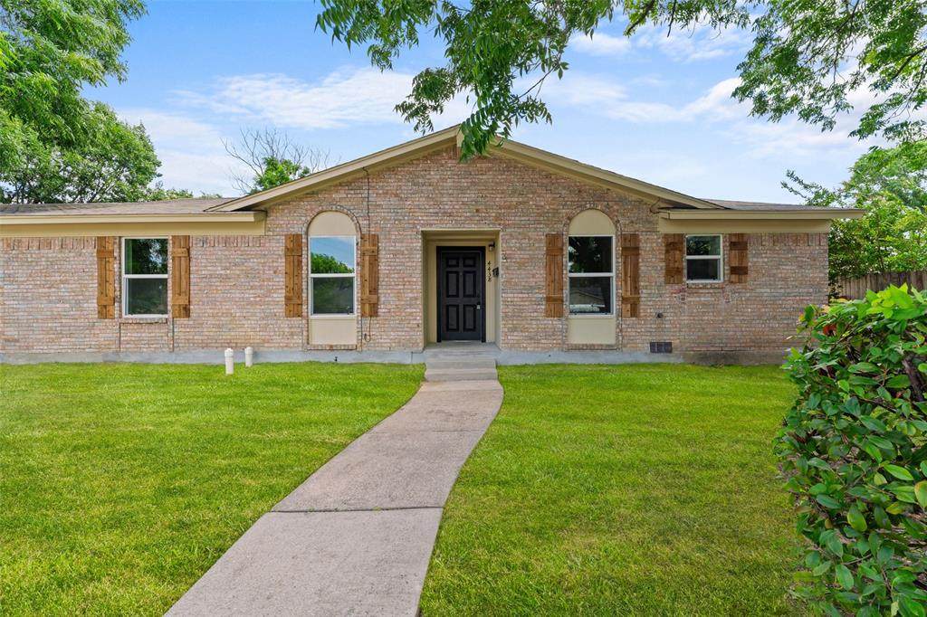 4438 Ashwood Drive - Photo 1
