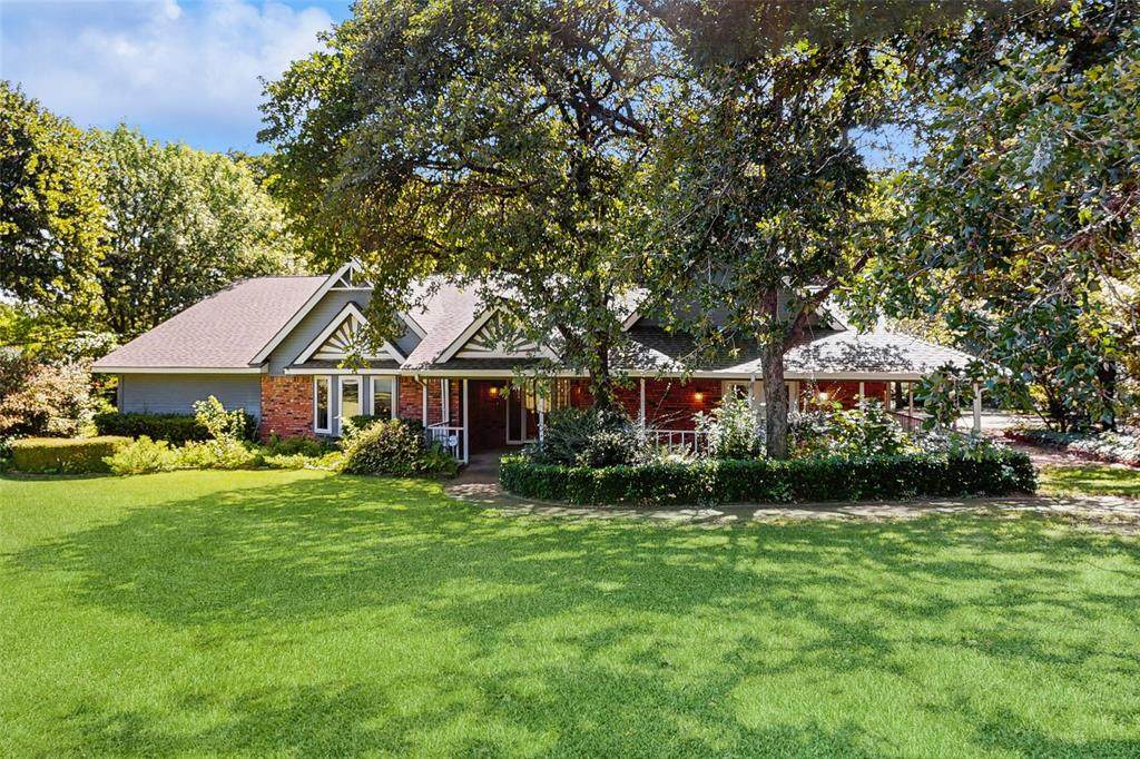 917 Hillside Drive - Photo 1