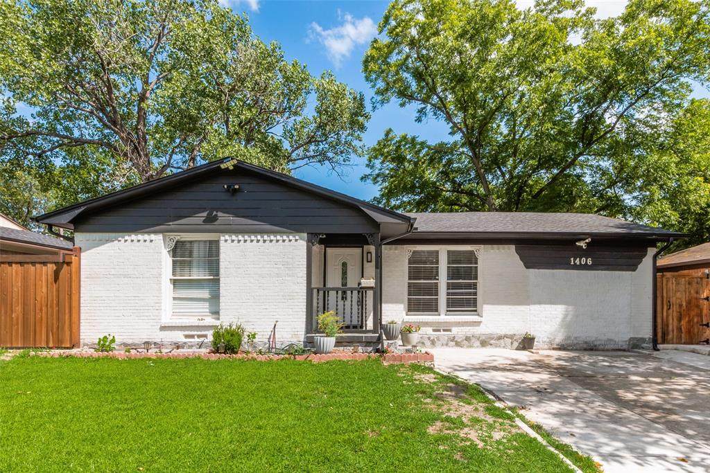 1406 Highland Street - Photo 1