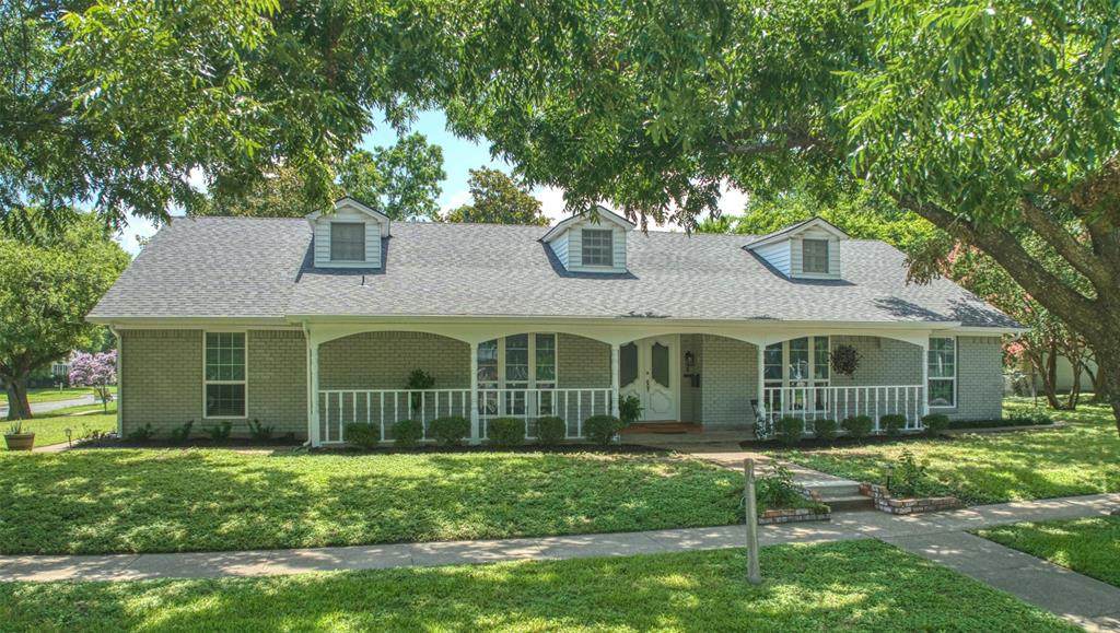 301 Preston Street - Photo 1