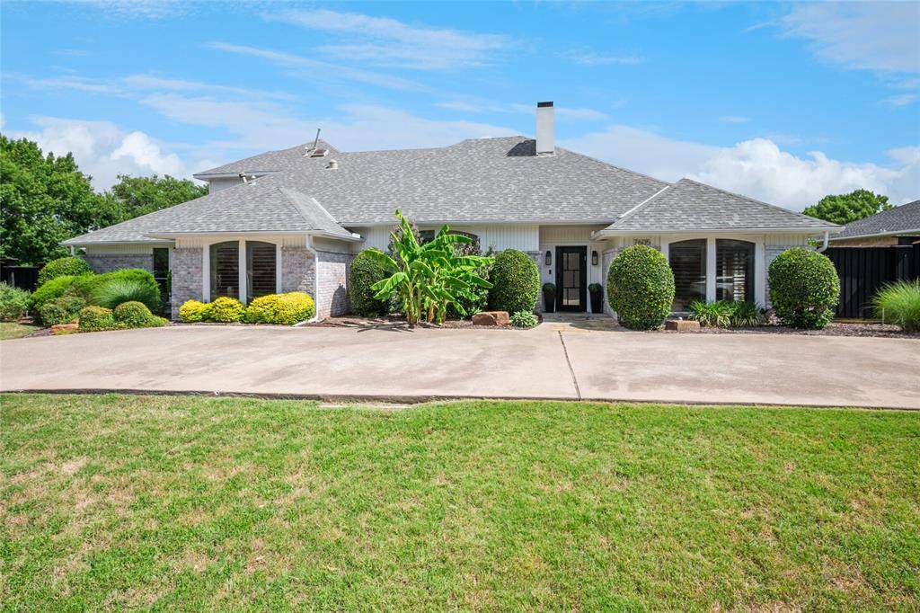 7605 Queens Garden Drive - Photo 1