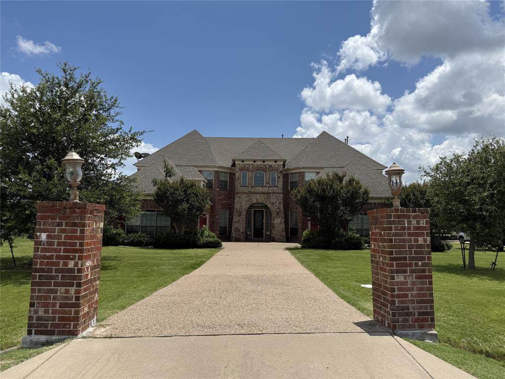 7304 Meadow Glen Drive - Photo 1