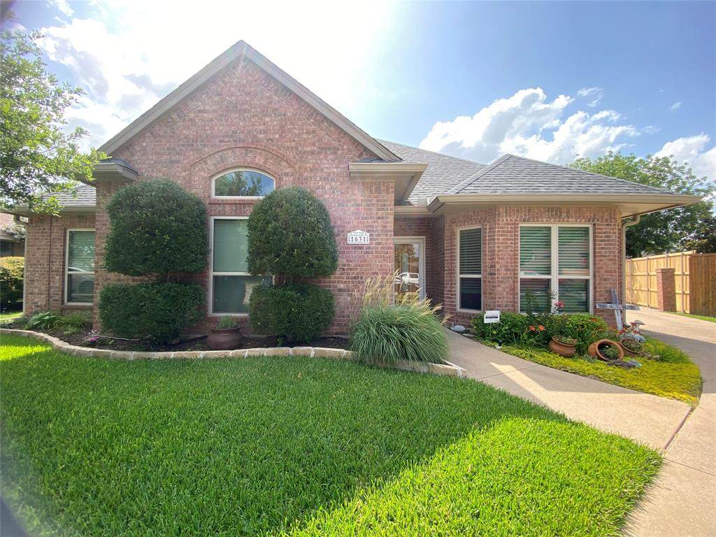 1631 Greenway Court - Photo 1