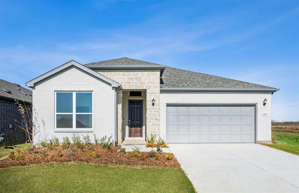 1217 Nicklaus Avenue - Photo 1