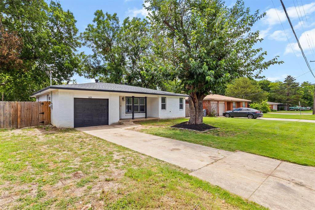 1035 Warden Street - Photo 1