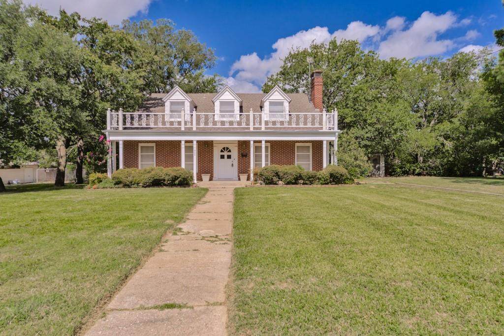 900 Coffield Street - Photo 1