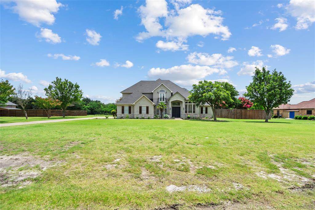 109 Fairfield Drive - Photo 1