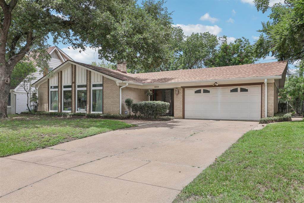 1315 Navaho Street - Photo 1