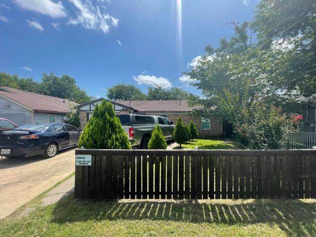 618 3rd Street - Photo 1