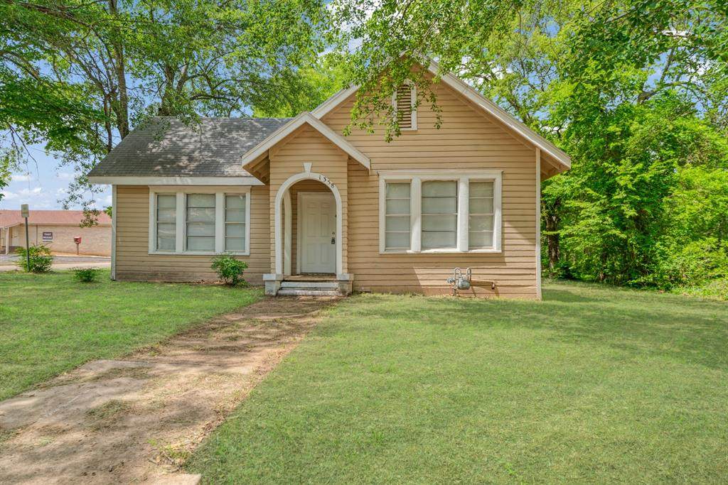 1358 Bonham St - Photo 1