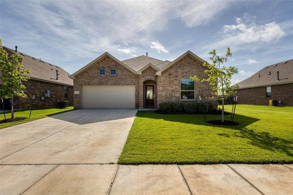 204 Post Oak Street - Photo 1