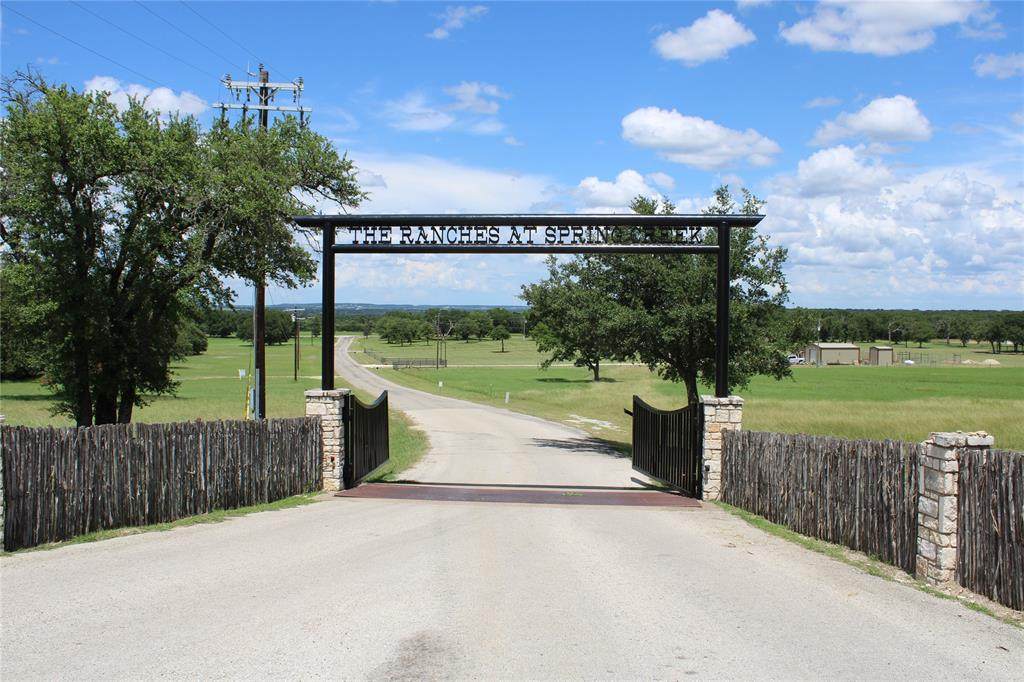 228 Private Road 2163 - Photo 1