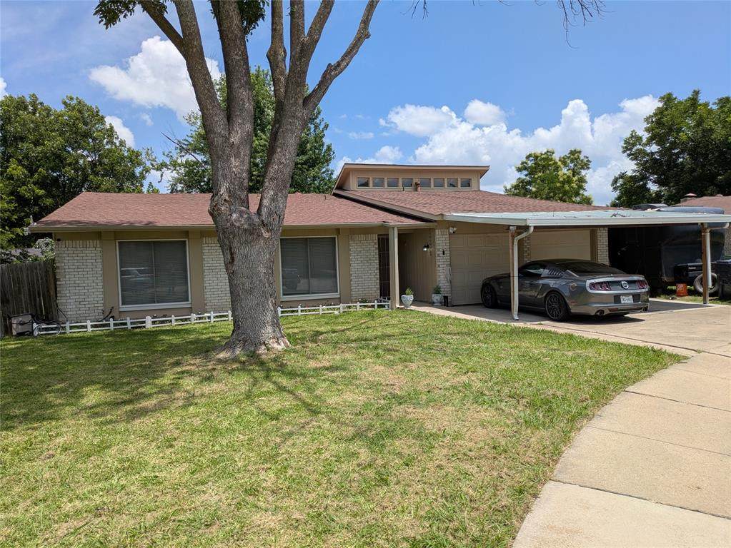 2507 Carriage Place - Photo 1