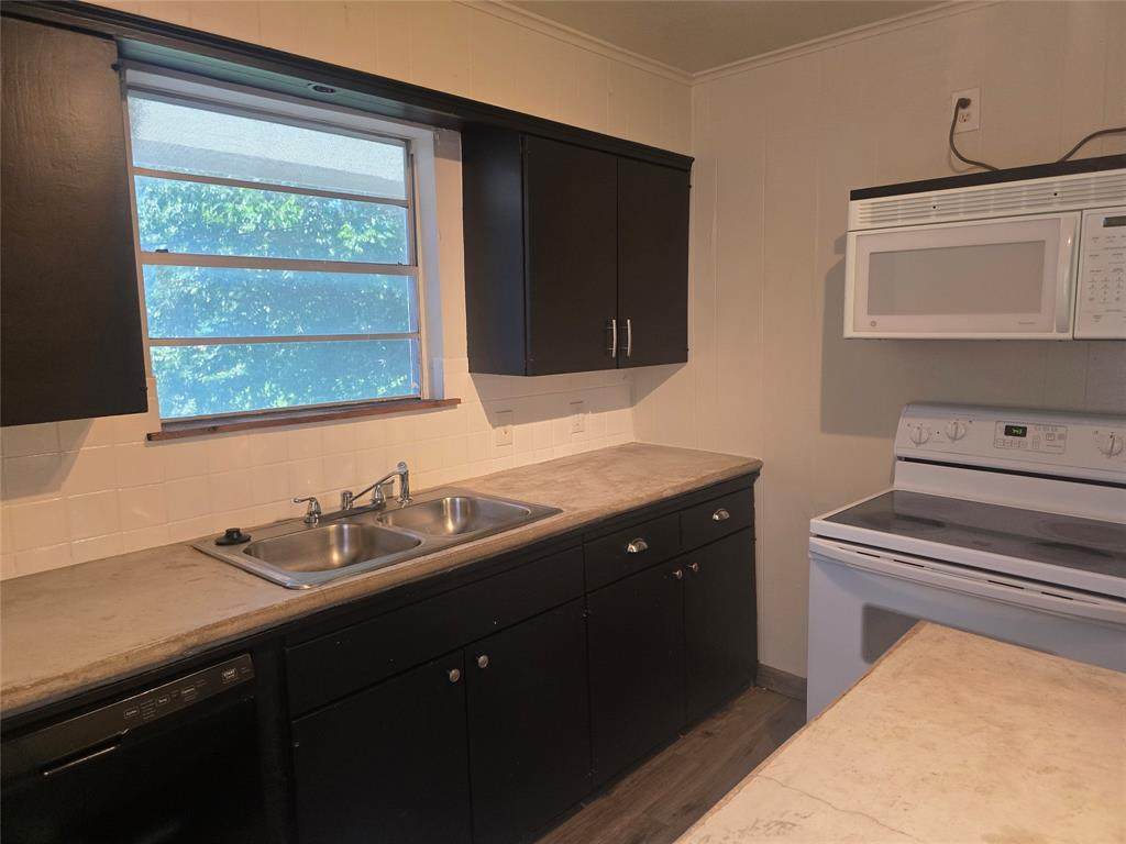 219 3rd Street - Photo 1