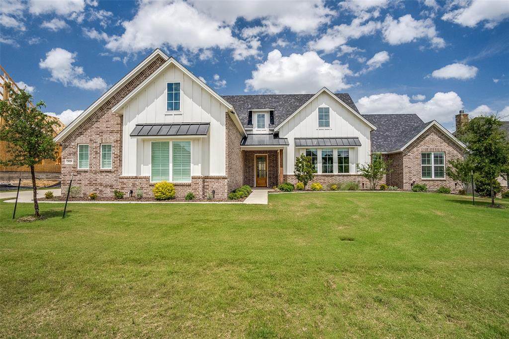 2020 Vanderbilt Drive - Photo 1