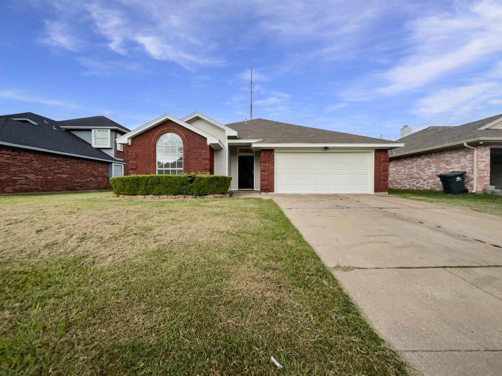 6020 Maple Leaf Drive - Photo 1