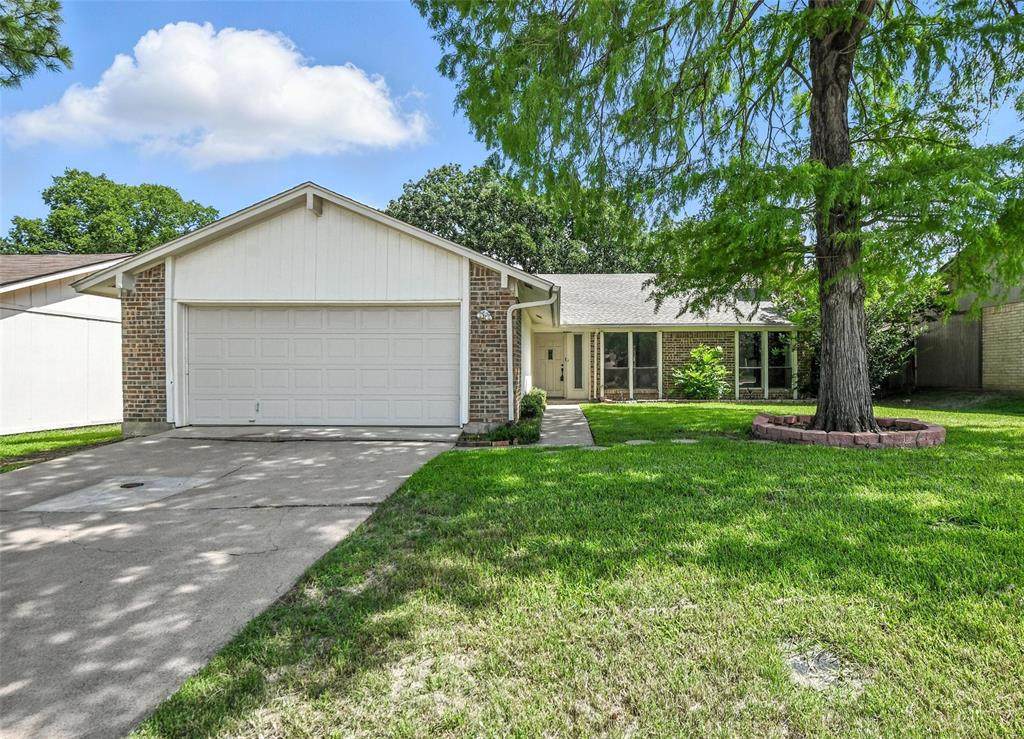 1106 Paluxy Court - Photo 1