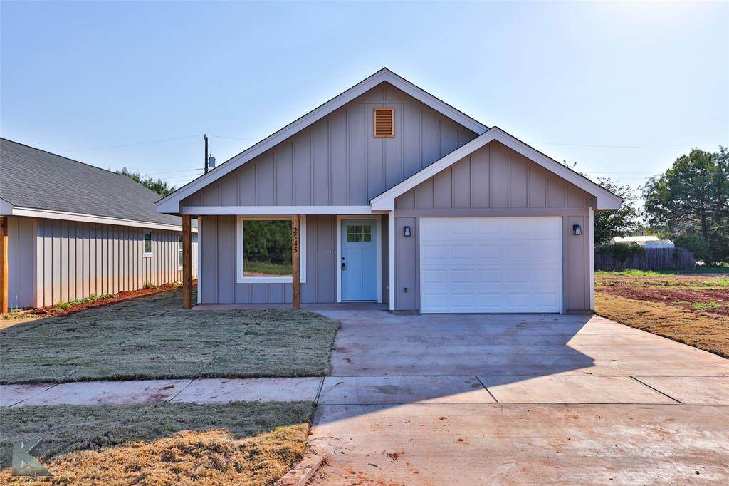 2553 Bel Air - Photo 1