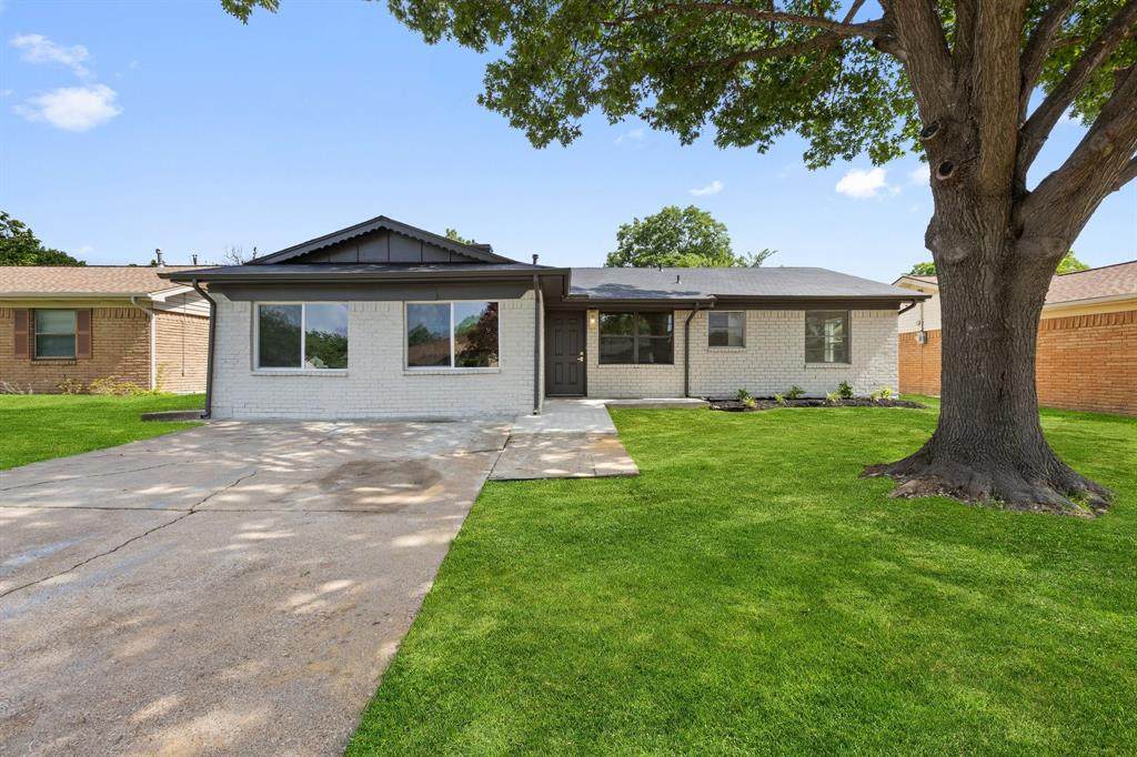 719 Sara Drive - Photo 1