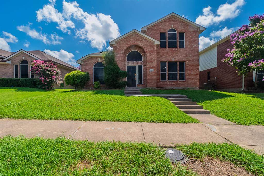 822 Orian Drive - Photo 1