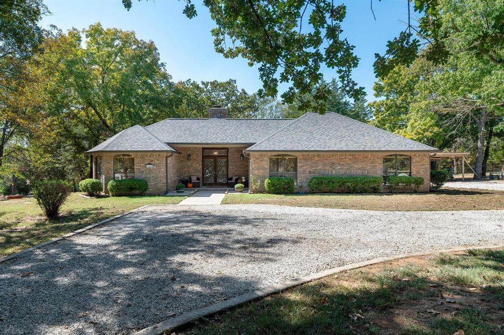 143 Shady Woods Lane - Photo 1