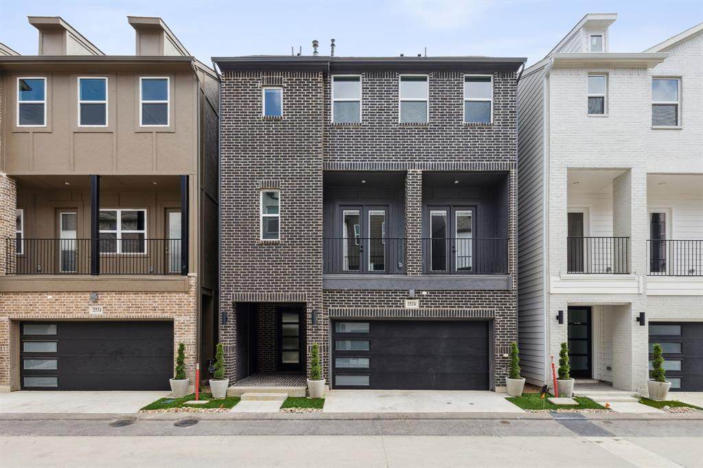 2526 Carmelita Street - Photo 1