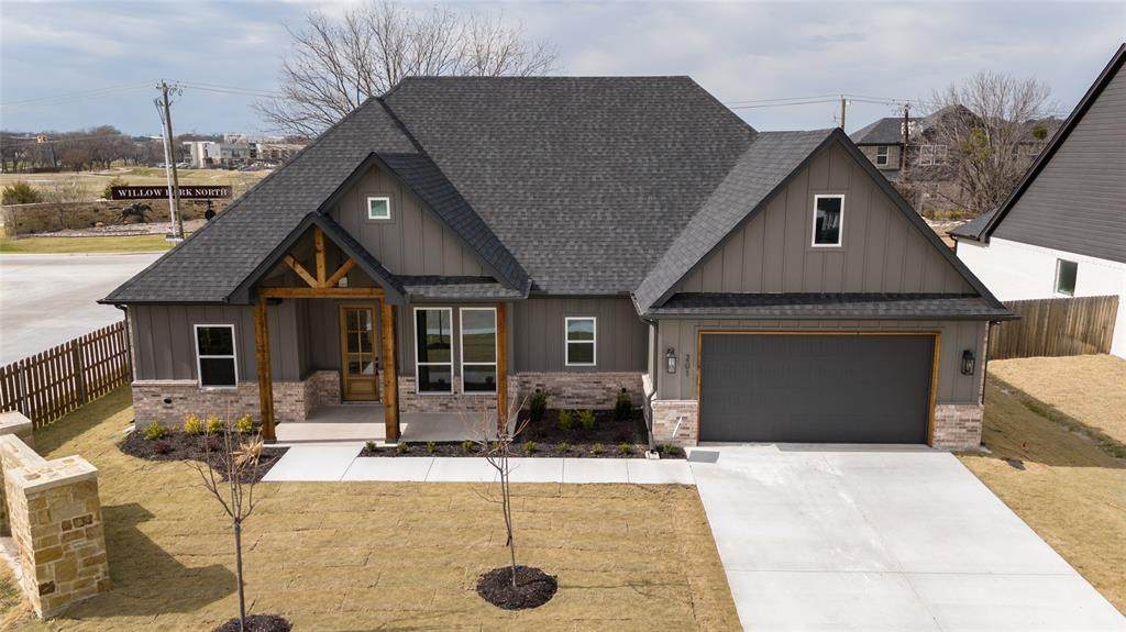 201 Belmont Drive - Photo 1