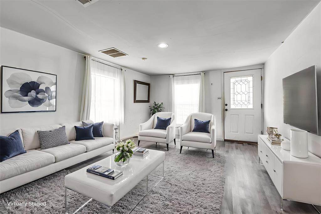 411 Morocco Avenue - Photo 1