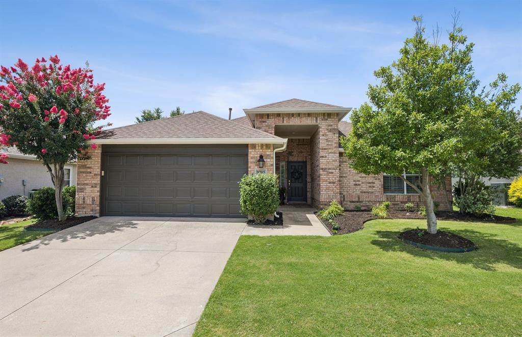 9705 Applewood Trail - Photo 1