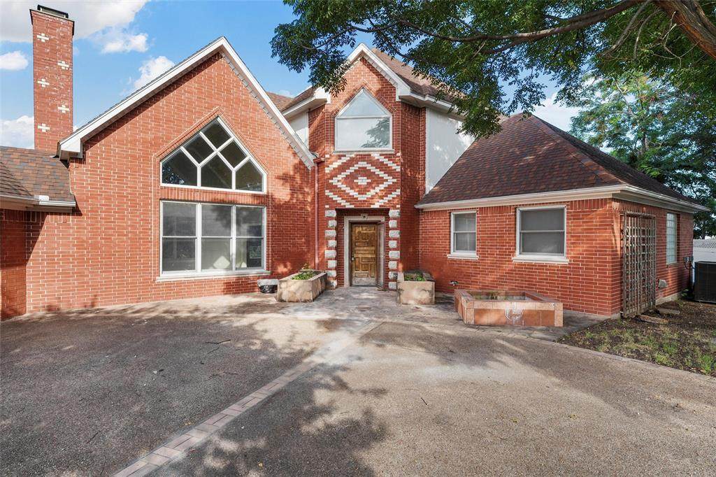 308 Westlane Circle - Photo 1