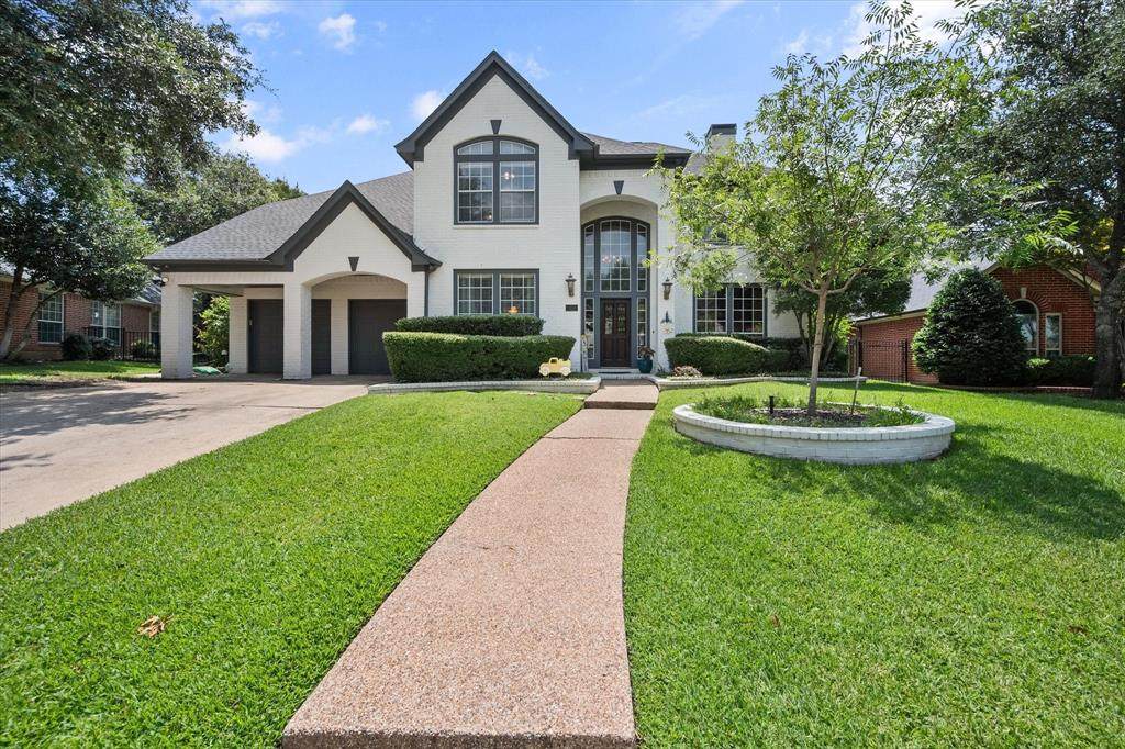 808 Doral Drive - Photo 1