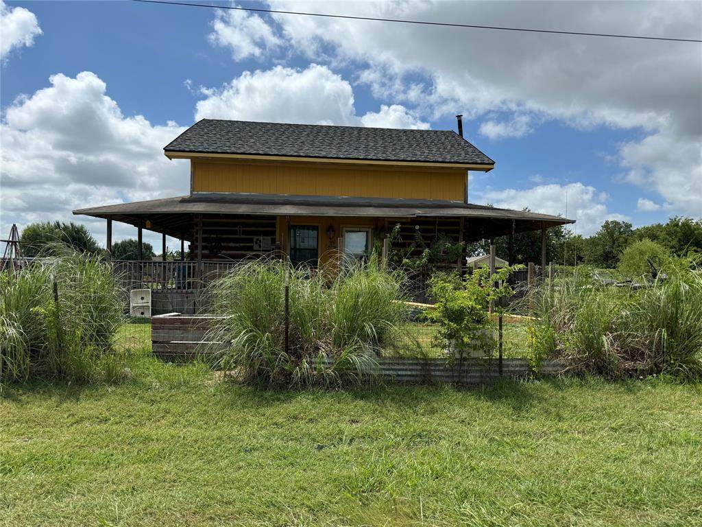 8020 Prairie Hill - Photo 1