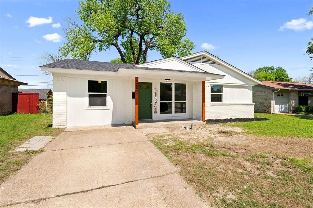 5952 Golden Gate Drive - Photo 1