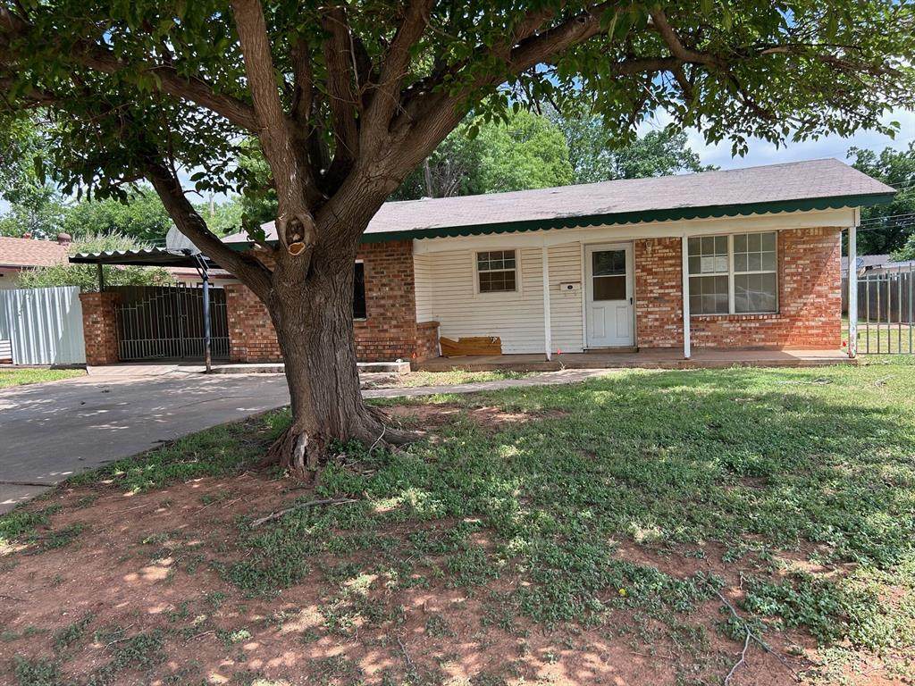 3210 Ivy Lane - Photo 1