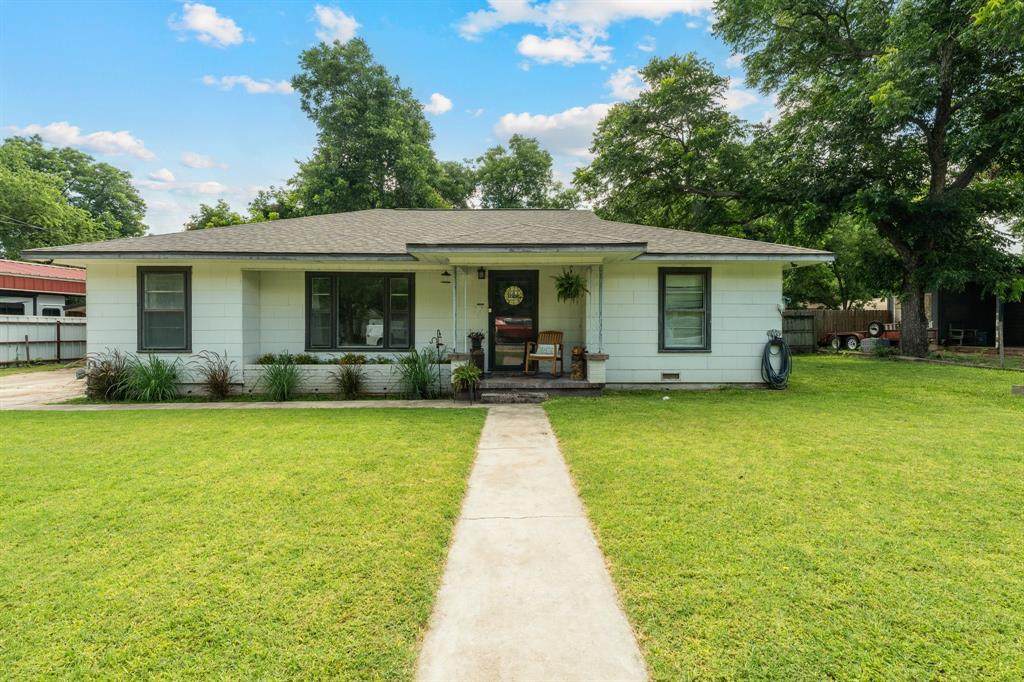 725 Austin Street - Photo 1