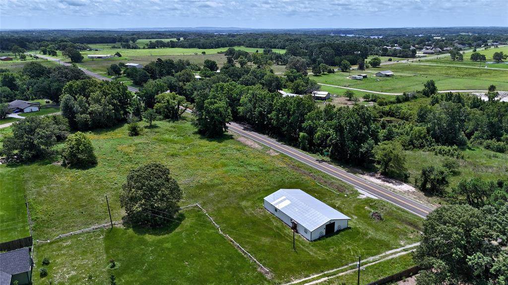 5571 Fm 317 - Photo 1