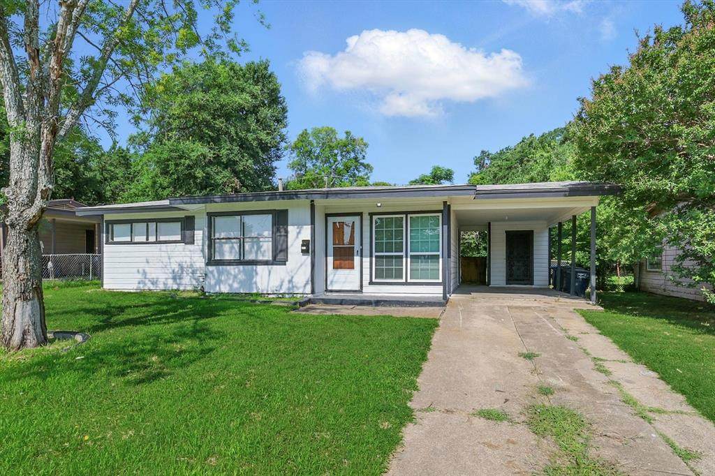 3012 Crouch Street - Photo 1
