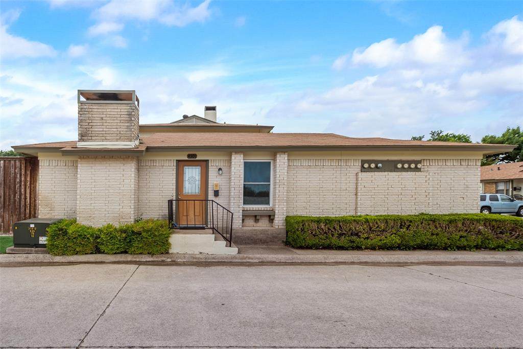 4301 Vintage Way - Photo 1