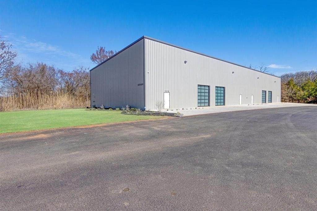 4000 Texoma Parkway - Photo 1